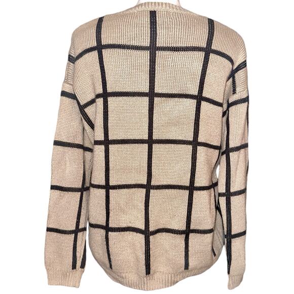 Grid Sweater - Picture 3 of 4